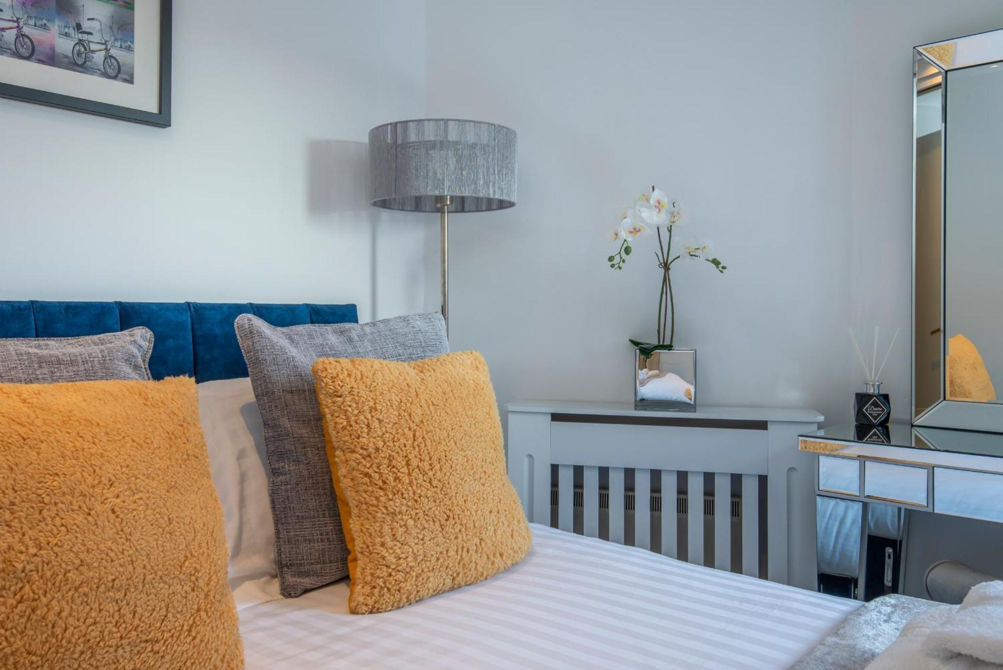 2 Bed Town House With Garden In Hackney, London Apartment Екстериор снимка